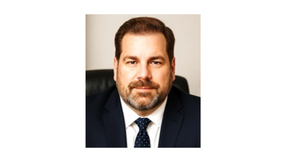 [Translate to Français:] Jeff Sharrat, Services, Fives FCB USA Inc.
